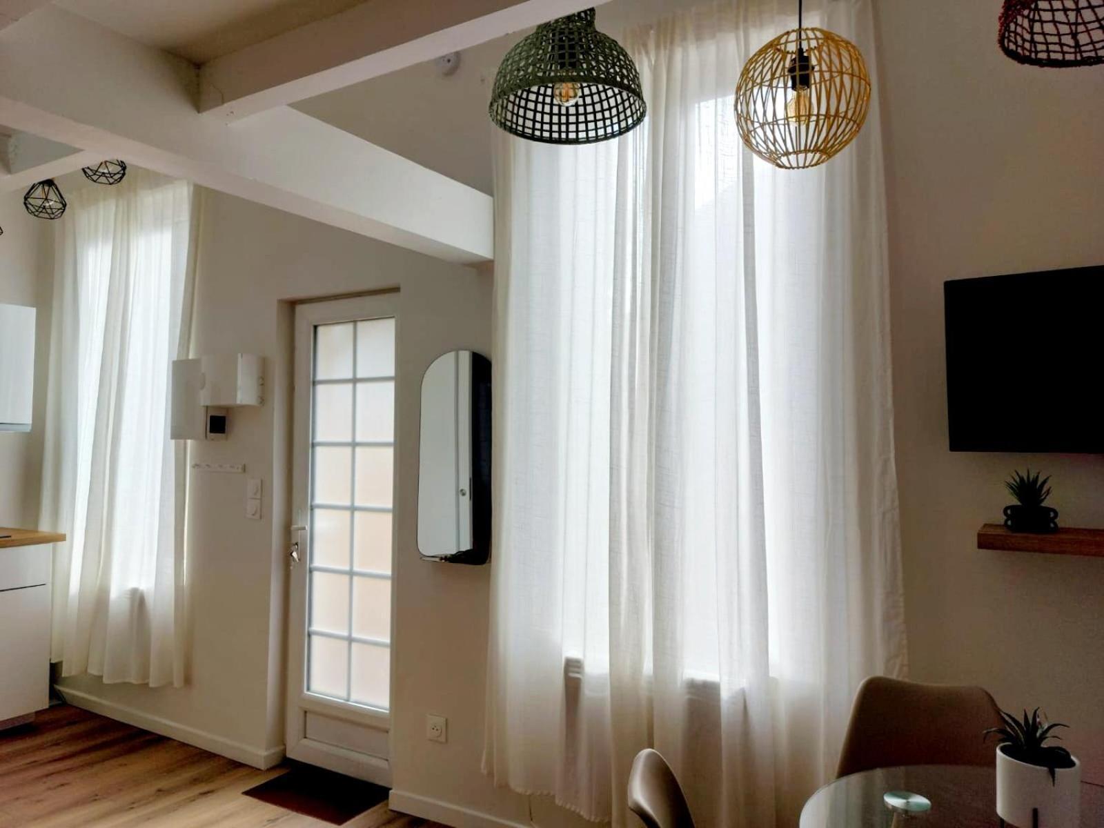 Apartment Charme, Originalite, -1 Minute Metro Maisons-Alfort